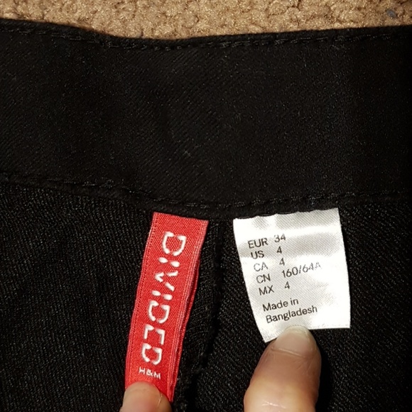 Sexy short - Picture 3 of 6